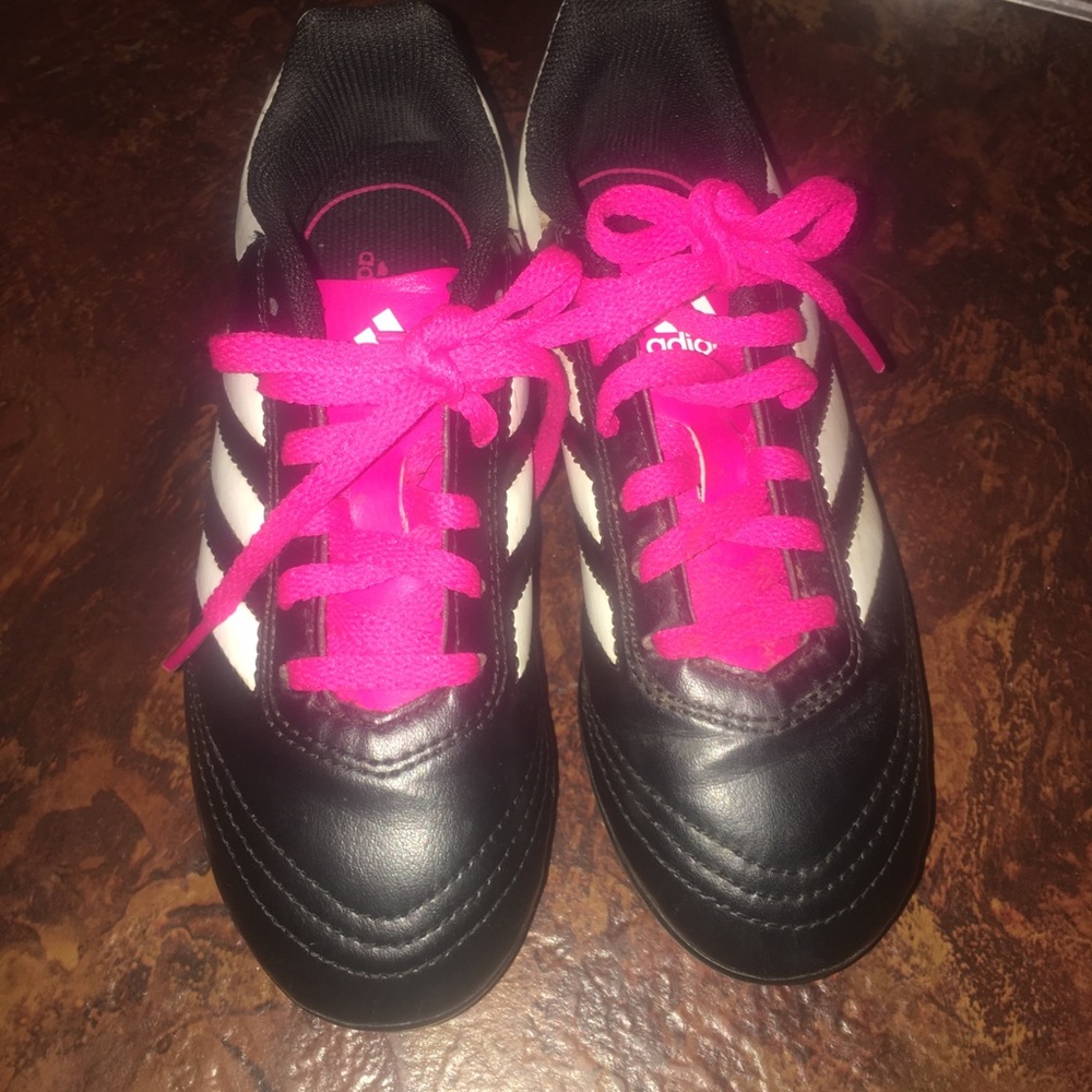 Soccer shoes use